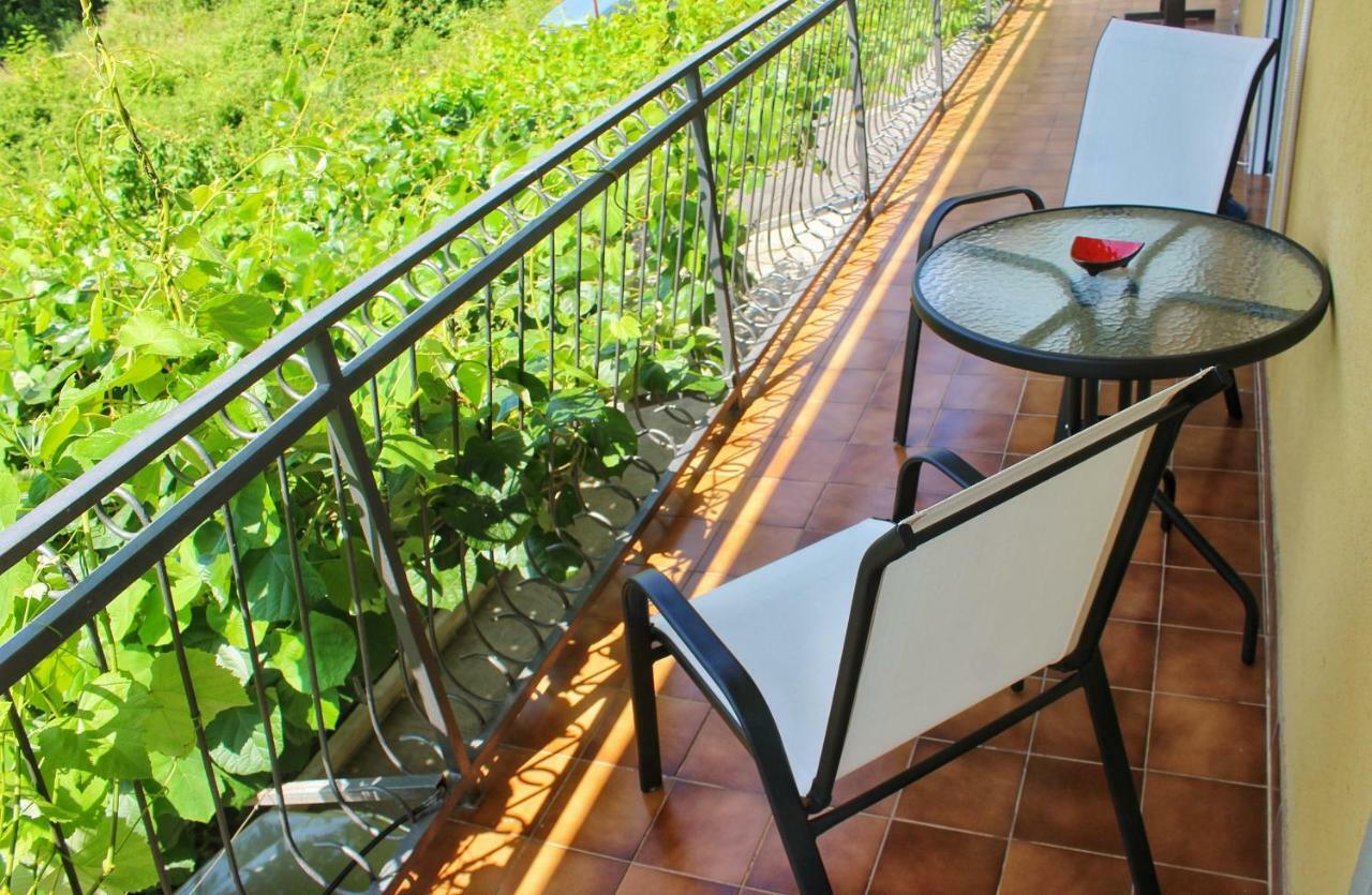 Apartments Jovana Котор Экстерьер фото