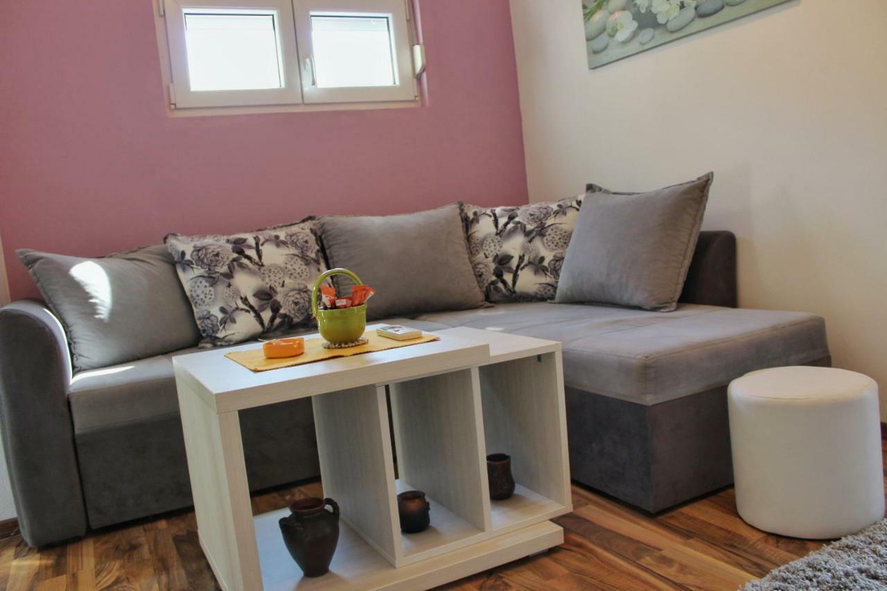 Apartments Jovana Котор Экстерьер фото